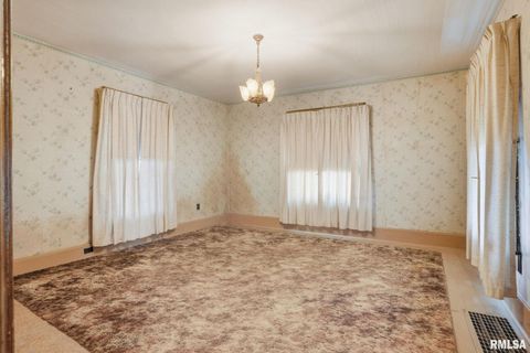 Tiny photo for 228 S 2ND Street, Le Claire, IA 52753 (MLS # 12608290)
