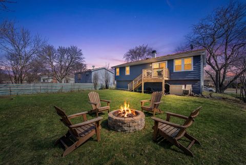 Tiny photo for 314 Sutherland Lane, Bloomingdale, IL 60108 (MLS # 12591315)