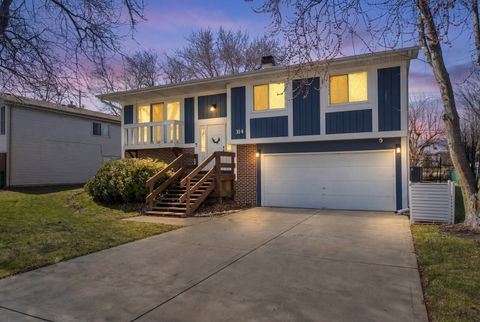 Tiny photo for 314 Sutherland Lane, Bloomingdale, IL 60108 (MLS # 12591315)