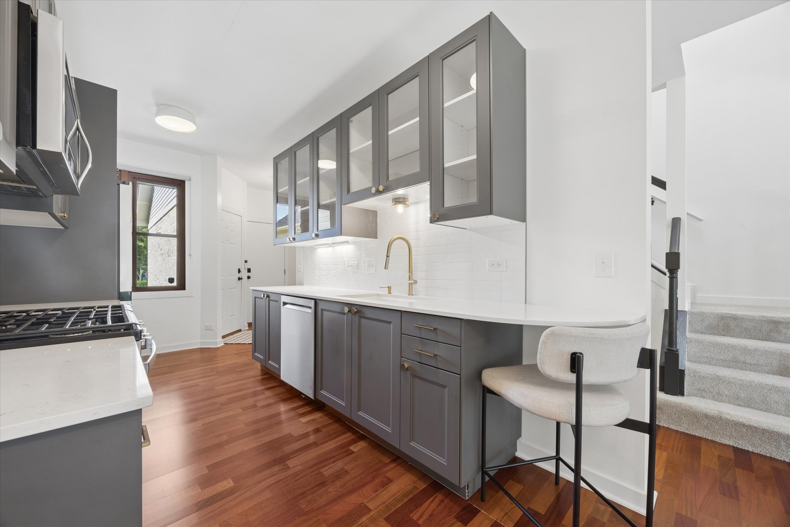 1239 Tennyson Lane