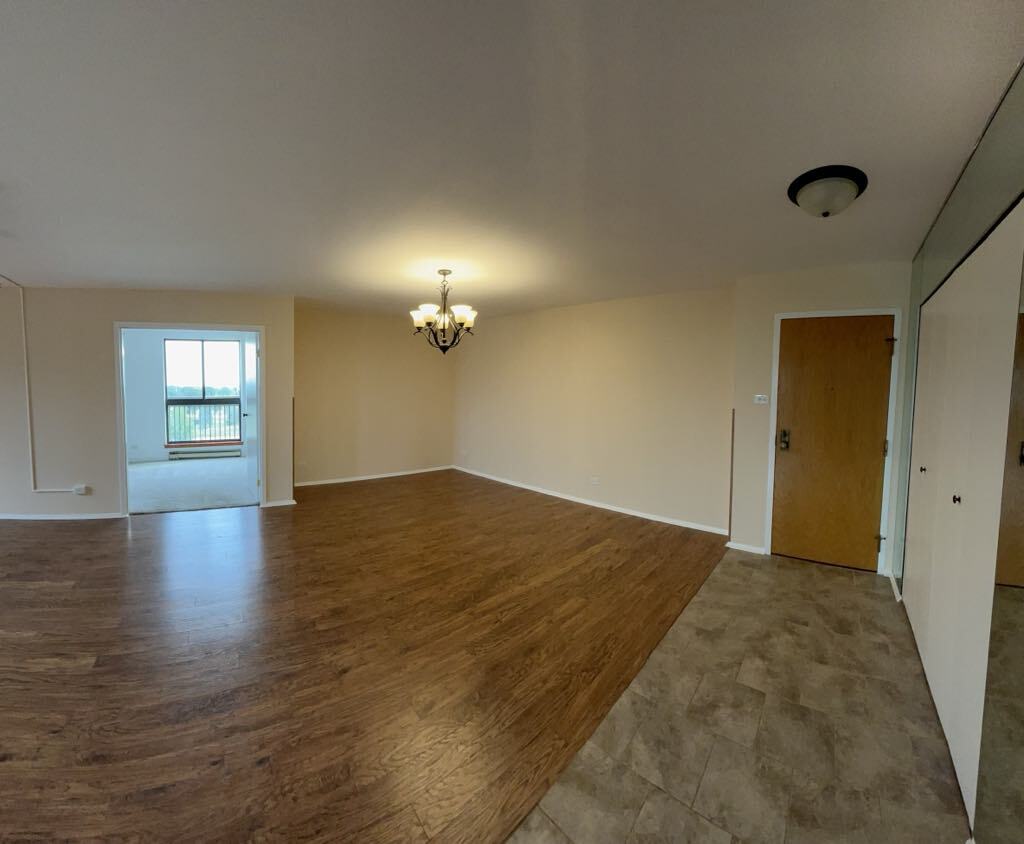 600 Naples Court 510