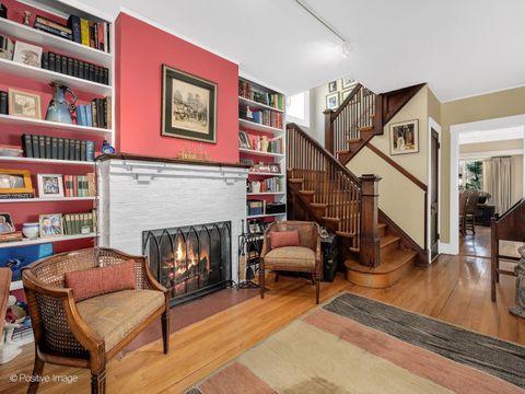Tiny photo for 632 N Ridgeland Avenue, Oak Park, IL 60302 (MLS # 12593421)