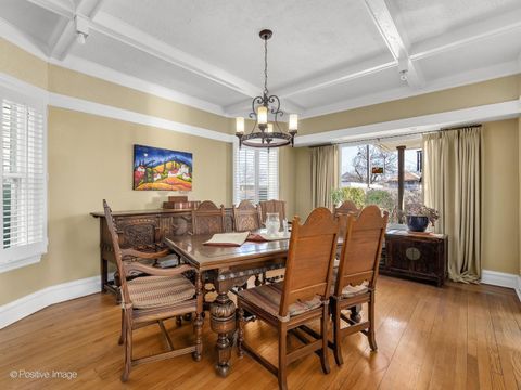 Tiny photo for 632 N Ridgeland Avenue, Oak Park, IL 60302 (MLS # 12593421)
