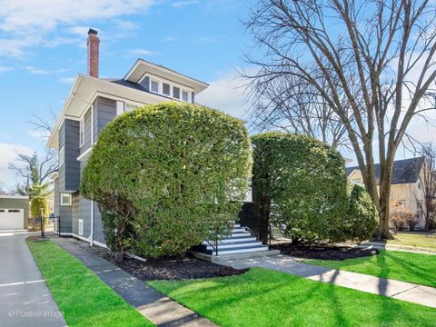 Tiny photo for 632 N Ridgeland Avenue, Oak Park, IL 60302 (MLS # 12593421)