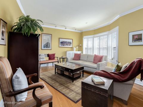 Tiny photo for 632 N Ridgeland Avenue, Oak Park, IL 60302 (MLS # 12593421)