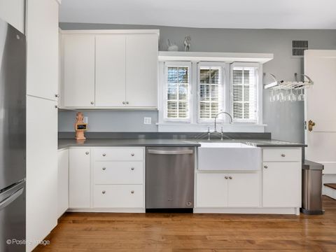 Tiny photo for 632 N Ridgeland Avenue, Oak Park, IL 60302 (MLS # 12593421)