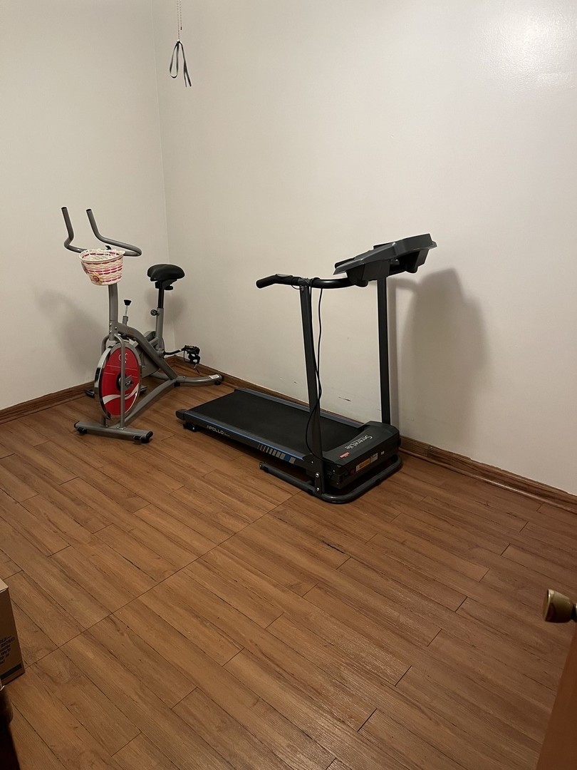 13515 S Baltimore Avenue