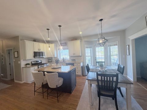 Tiny photo for N552 W Weaver Circle, Geneva, IL 60134 (MLS # 12618923)