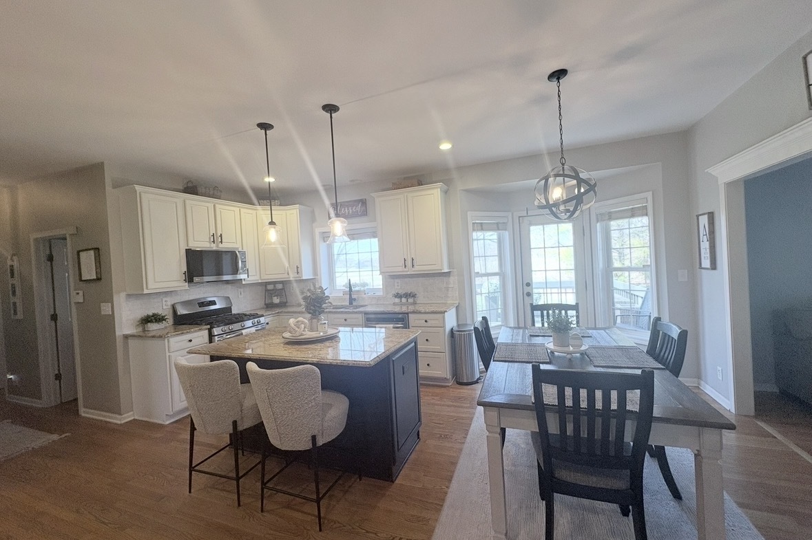 N552 W Weaver Circle