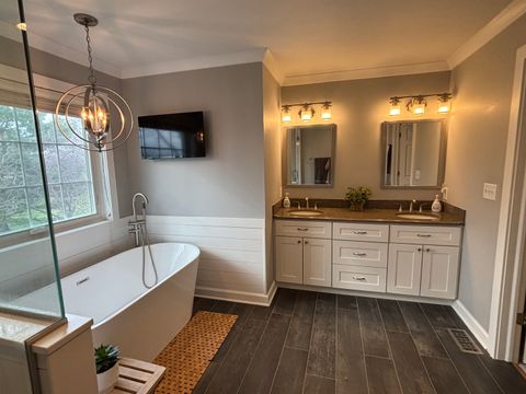 Tiny photo for N552 W Weaver Circle, Geneva, IL 60134 (MLS # 12618923)