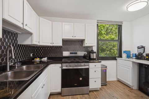 Tiny photo for 2605 S Indiana Avenue #307, Chicago, IL 60616 (MLS # 12472200)