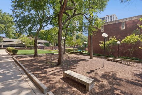 Tiny photo for 2605 S Indiana Avenue #307, Chicago, IL 60616 (MLS # 12472200)