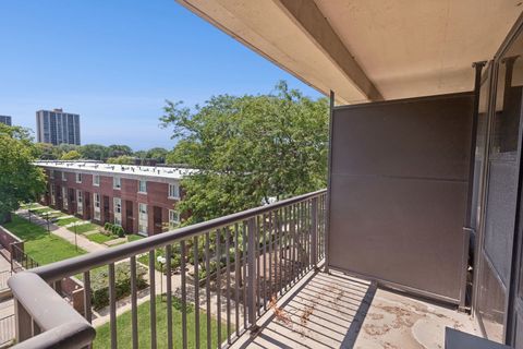 Tiny photo for 2605 S Indiana Avenue #307, Chicago, IL 60616 (MLS # 12472200)