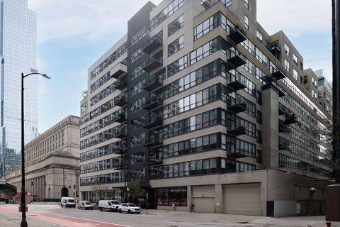130 S CANAL Street 311 Chicago IL 60606