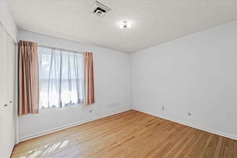 Tiny photo for 2509 S Lynn Street, Urbana, IL 61801 (MLS # 12425649)