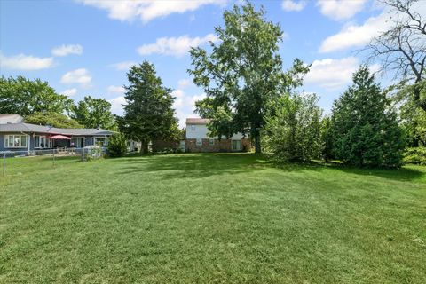 Tiny photo for 2509 S Lynn Street, Urbana, IL 61801 (MLS # 12425649)