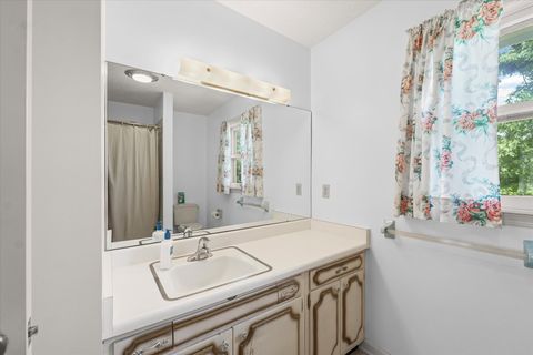 Tiny photo for 2509 S Lynn Street, Urbana, IL 61801 (MLS # 12425649)