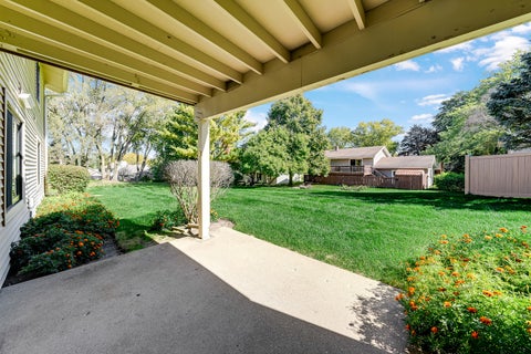 Tiny photo for 602 Devonshire Court #D, McHenry, IL 60050 (MLS # 12778773)