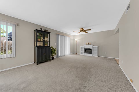 Tiny photo for 602 Devonshire Court #D, McHenry, IL 60050 (MLS # 12778773)