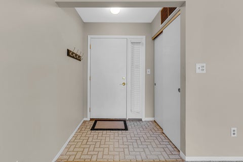 Tiny photo for 602 Devonshire Court #D, McHenry, IL 60050 (MLS # 12778773)