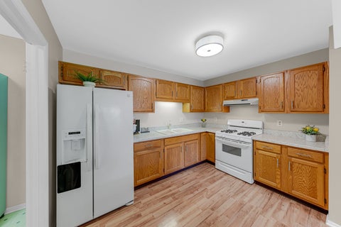 Tiny photo for 602 Devonshire Court #D, McHenry, IL 60050 (MLS # 12778773)