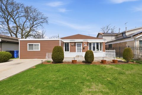 Photo of 4540 W 84th Place, Chicago, IL 60652 (MLS # 12627097)