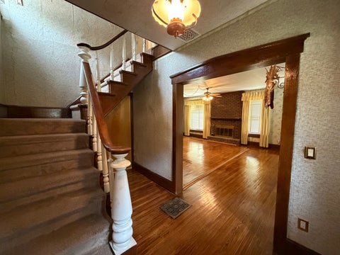 Tiny photo for 203 E Market Street, Farmer City, IL 61842 (MLS # 12753803)