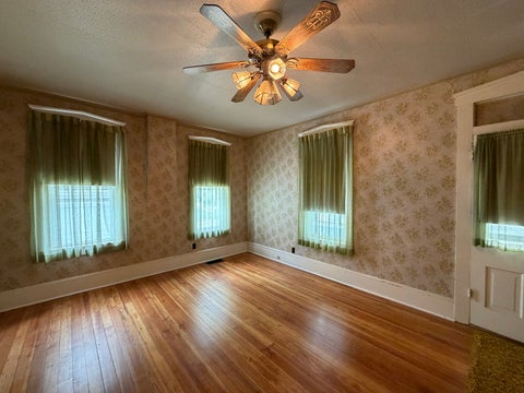 Tiny photo for 203 E Market Street, Farmer City, IL 61842 (MLS # 12753803)