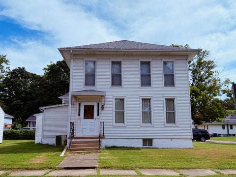 Photo of 203 E Market Street, Farmer City, IL 61842 (MLS # 12753803)