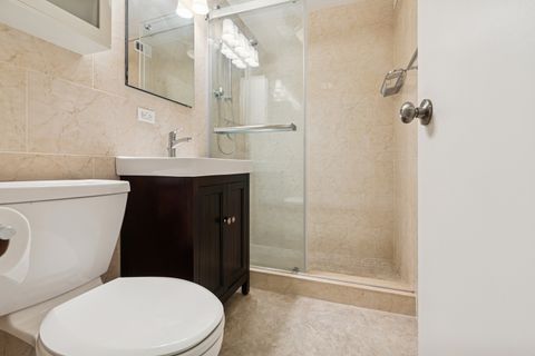 Tiny photo for 400 E RANDOLPH Street #3002, Chicago, IL 60601 (MLS # 12572225)