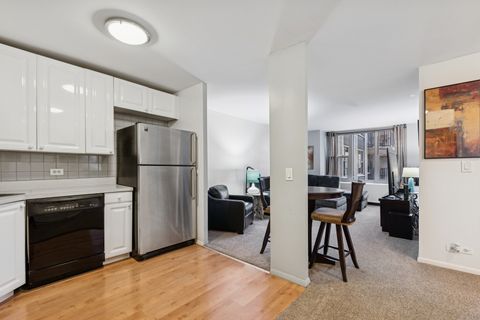 Tiny photo for 400 E RANDOLPH Street #3002, Chicago, IL 60601 (MLS # 12572225)