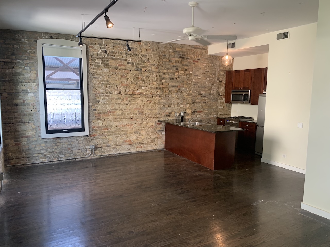 948 W Armitage Avenue 3N