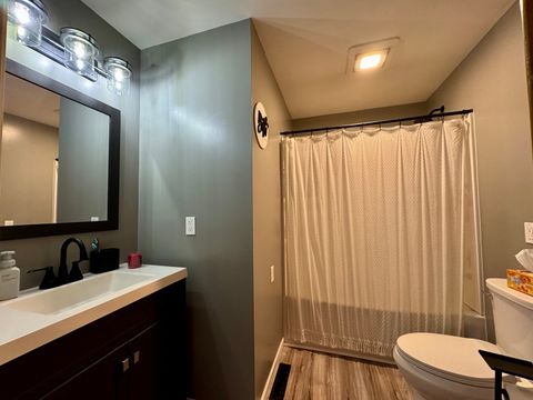 Tiny photo for 212 Mitchell Street, Benton, IL 62812 (MLS # 12623313)