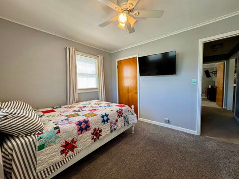 Tiny photo for 212 Mitchell Street, Benton, IL 62812 (MLS # 12623313)