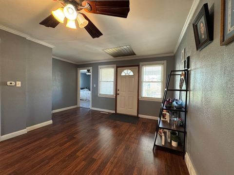 Tiny photo for 212 Mitchell Street, Benton, IL 62812 (MLS # 12623313)