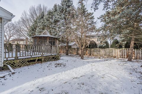 Tiny photo for 121 S Raddant Road, Batavia, IL 60510 (MLS # 12552057)