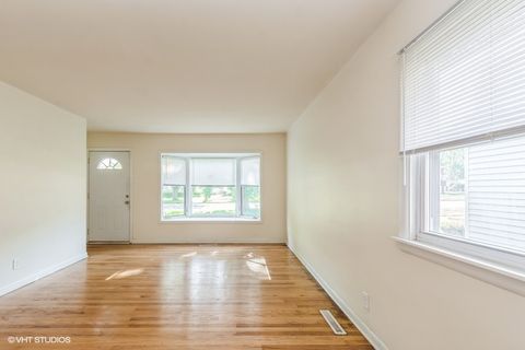 Tiny photo for 17948 Wentworth Avenue, Lansing, IL 60438 (MLS # 12610677)