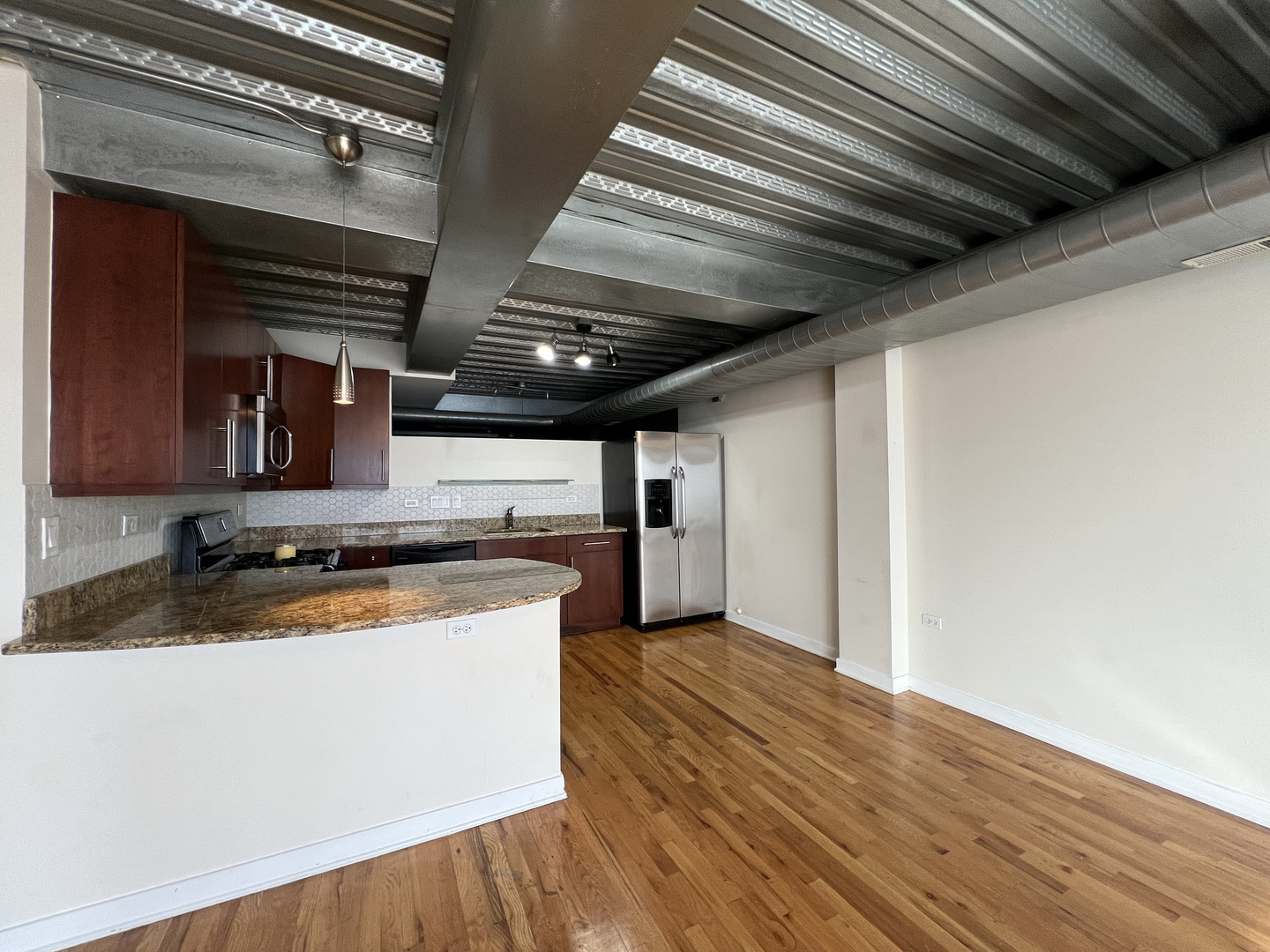 1910 S Indiana Avenue 518