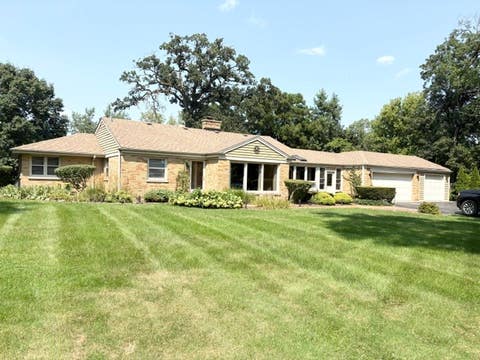 Tiny photo for 17W163 Oak Lane, Bensenville, IL 60106 (MLS # 12730955)