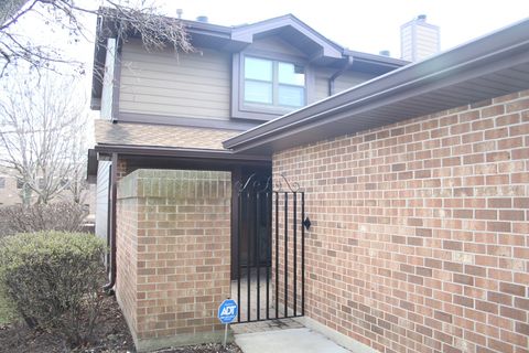 Photo of 15 Indian Trail Drive #15, Westmont, IL 60559 (MLS # 12563998)