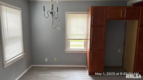 Tiny photo for 818 9TH Avenue, Silvis, IL 61282 (MLS # QC4266593)