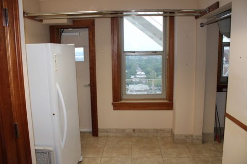 Tiny photo for 5000 S East End Avenue #24A, Chicago, IL 60615 (MLS # 12464413)
