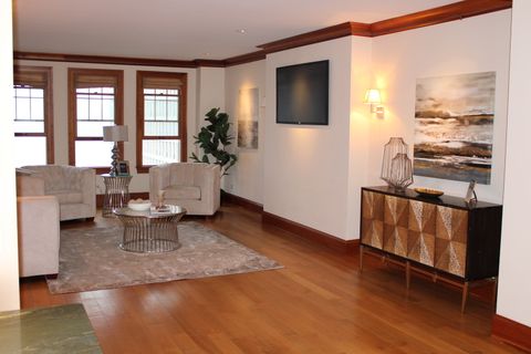 Tiny photo for 5000 S East End Avenue #24A, Chicago, IL 60615 (MLS # 12464413)