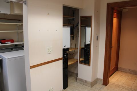 Tiny photo for 5000 S East End Avenue #24A, Chicago, IL 60615 (MLS # 12464413)