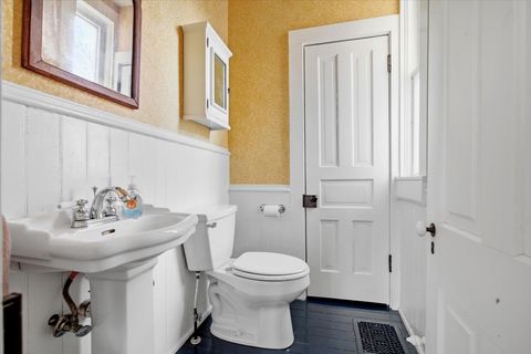 Tiny photo for 510 E Grove Street, Bloomington, IL 61701 (MLS # 12609474)