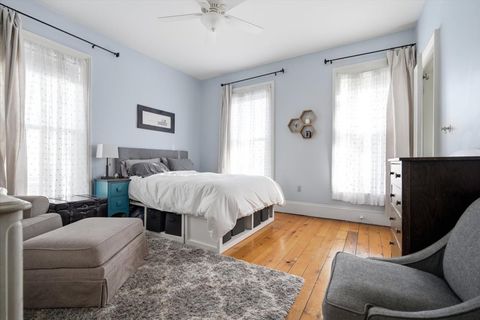 Tiny photo for 510 E Grove Street, Bloomington, IL 61701 (MLS # 12609474)