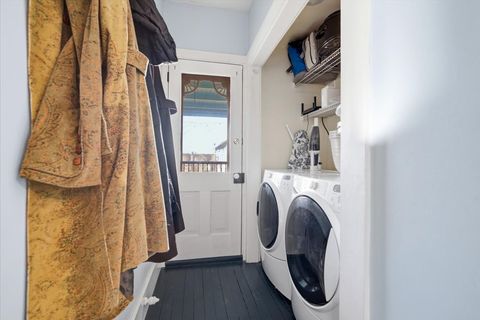 Tiny photo for 510 E Grove Street, Bloomington, IL 61701 (MLS # 12609474)