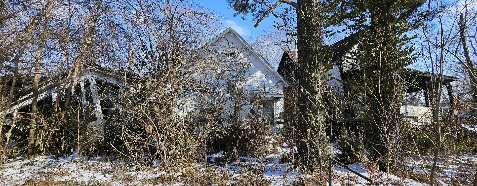 216 N Delaware Street