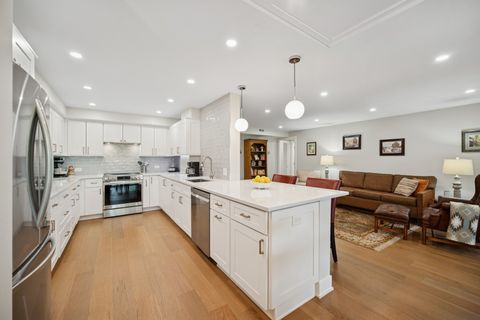 Tiny photo for 3801 Mission Hills Road #510, Northbrook, IL 60062 (MLS # 12446463)