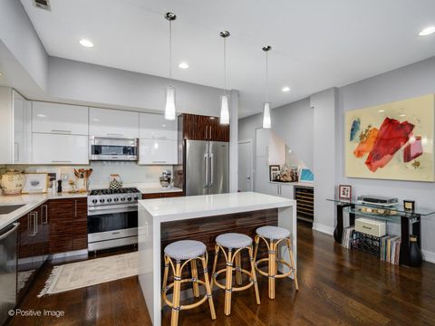 Tiny photo for 1446 W Cortez Avenue #4W, Chicago, IL 60642 (MLS # 12609435)